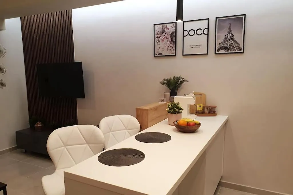 Pleasantstay City Appartement Thessaloniki Apartment